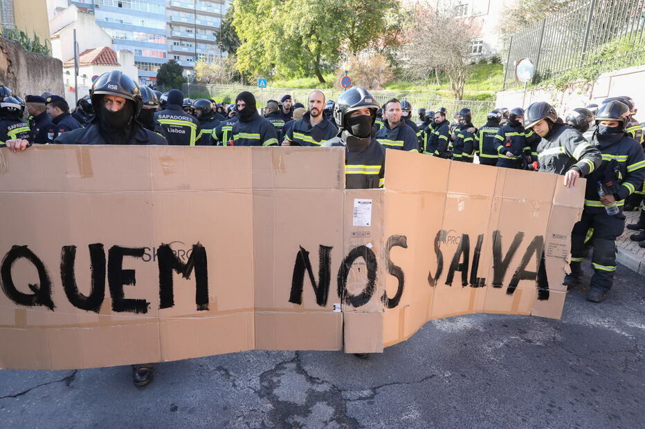 Manifestação dos bombeiros