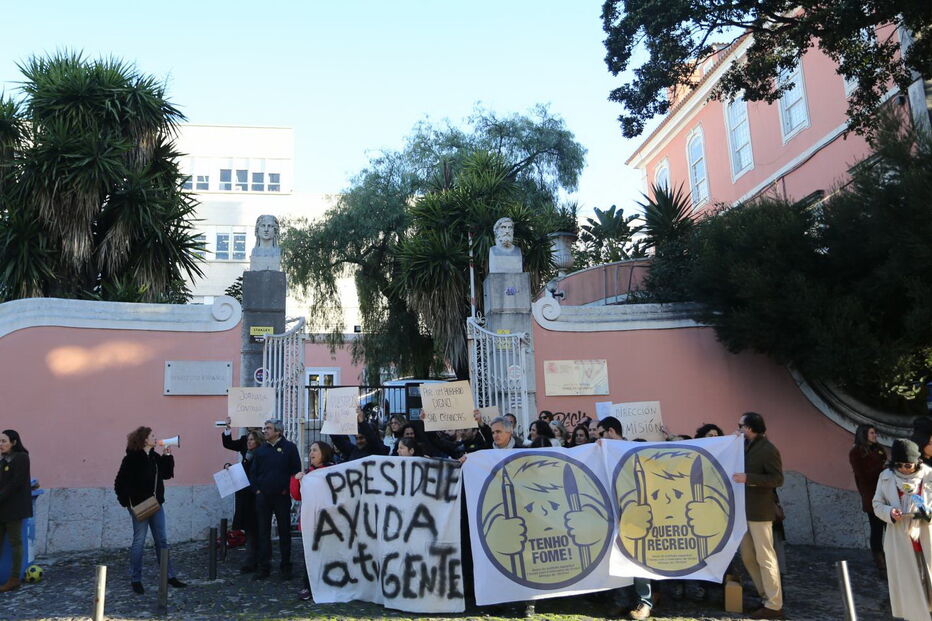 Polémica já levou à manifestação dos pais	