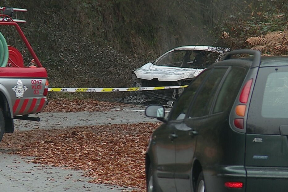 Corpo de homem encontrado em carro incendiado em Vieira do Minho