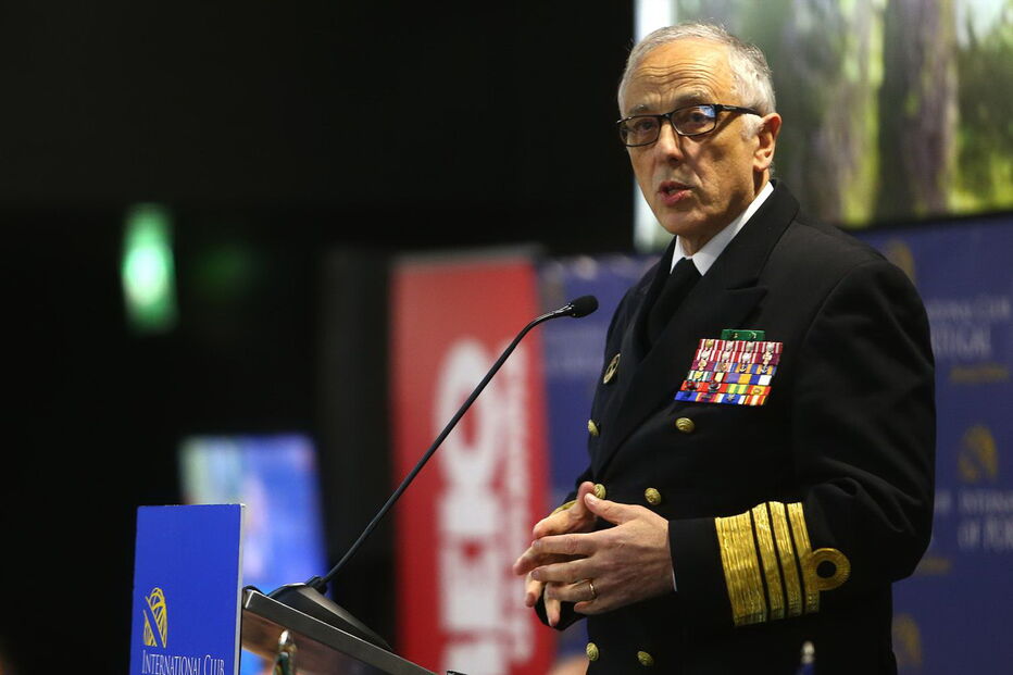 O Chefe de Estado-Maior-General das Forças Armadas, Almirante Silva Ribeiro