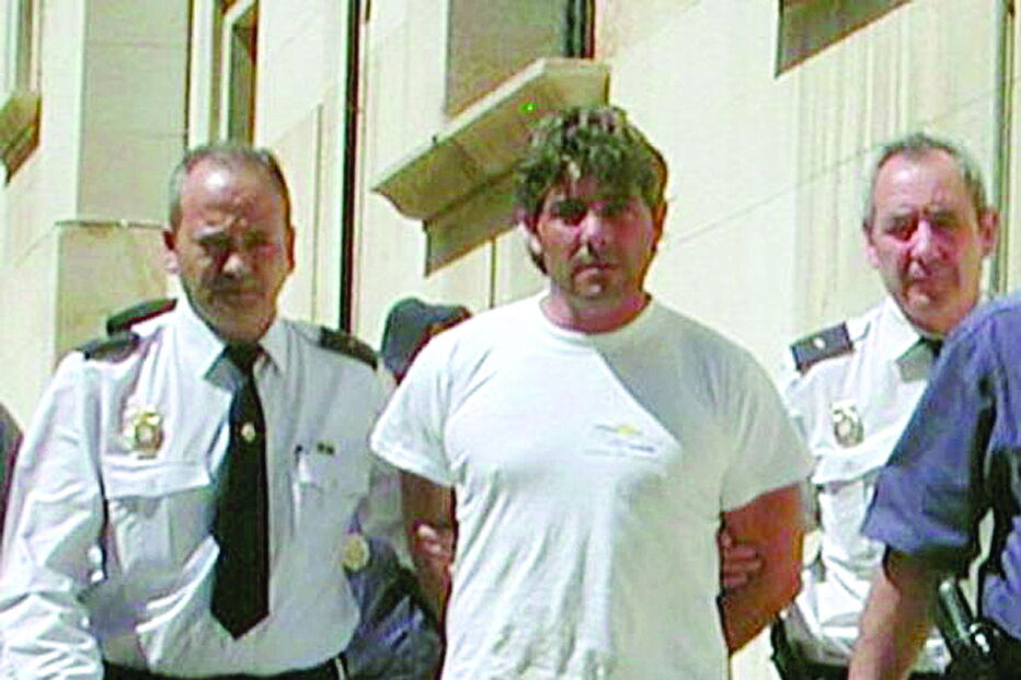 Salvador Calvo foi detido em 2003 por matar a mulher a tiro