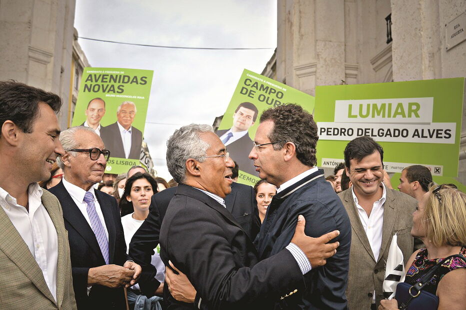 O abraço de Costa a Seguro nas eleições autárquicas de 2013 deu lugar, dois anos depois, a uma luta fratricida pela liderança dos socialistas    