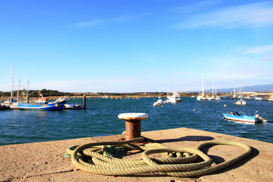 Obra de dragagem da ria de Alvor já começou