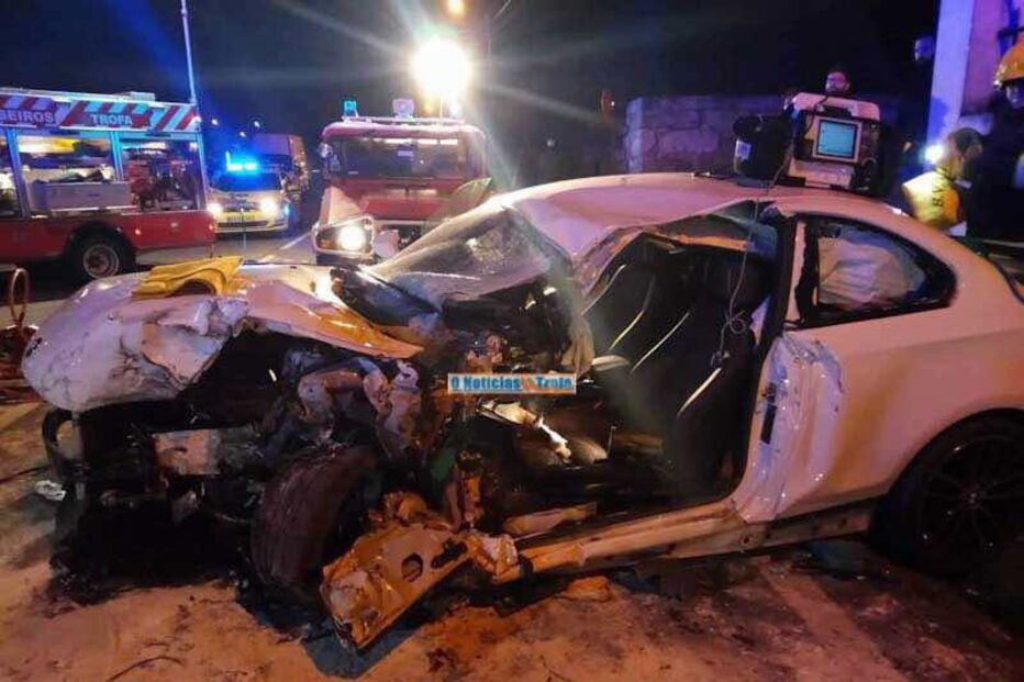 Acidente deixa jovem em estado grave