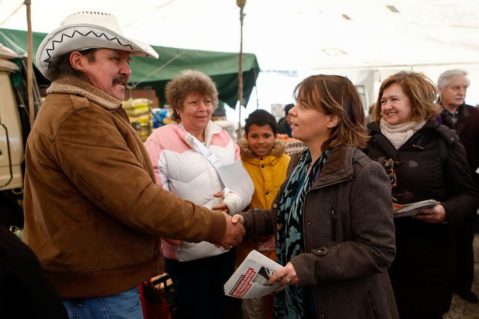 Catarina Martins na feira da Brandoa