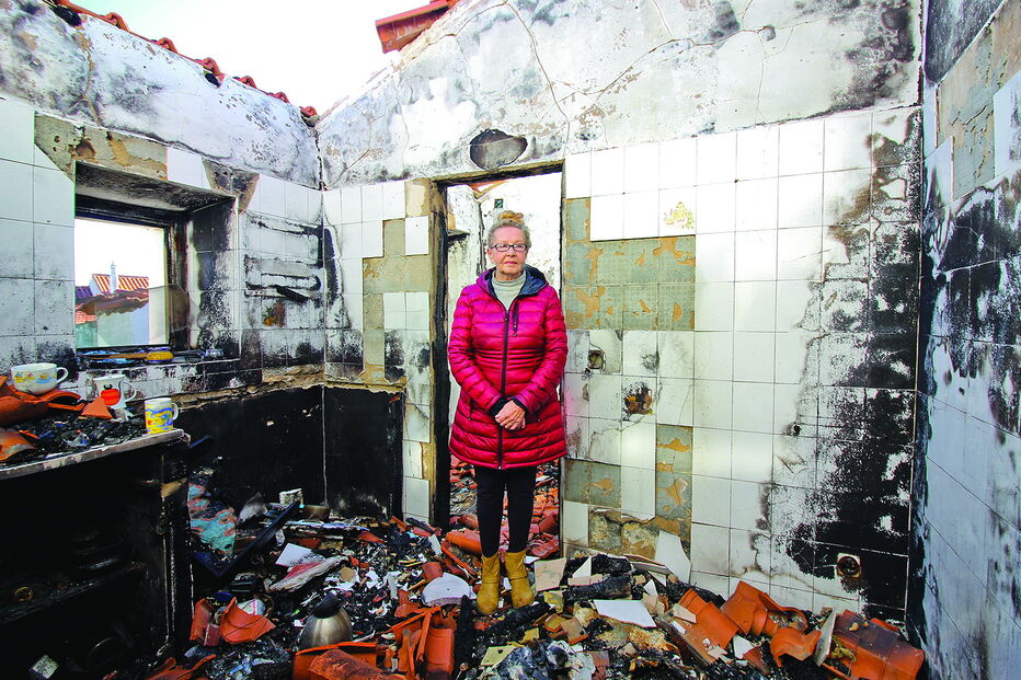 Martha ficou com a casa, na freguesia de Alferce, completamente destruída 