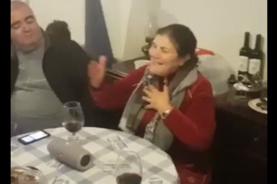 Dolores Aveiro partilha publicação a cantar fado de Amália e elimina-a horas depois