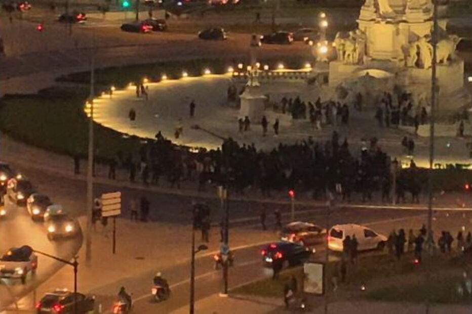 PSP atacada à pedrada na Baixa de Lisboa responde com tiros