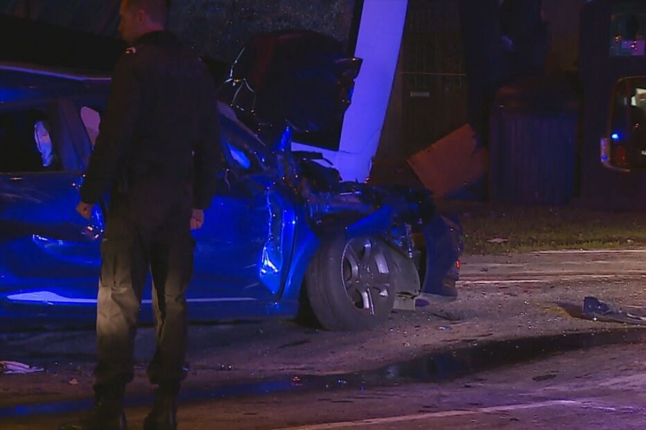 Dois mortos e sete feridos em violento acidente com autocarros e carros em Matosinhos