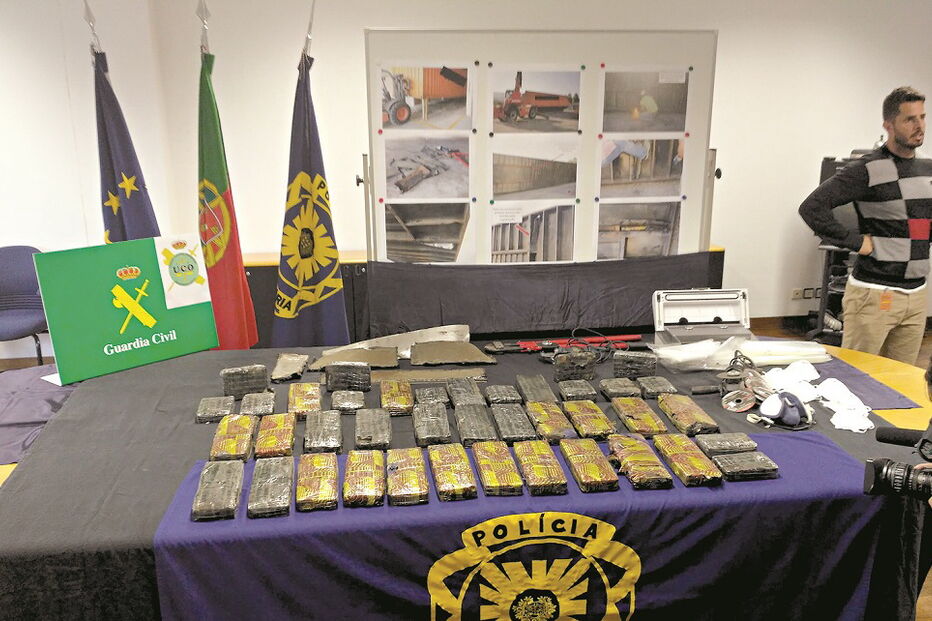 39 quilos de cocaína encontrados num contentor foram apreendidos numa operação conjunta da PJ com a Guardia Civil    