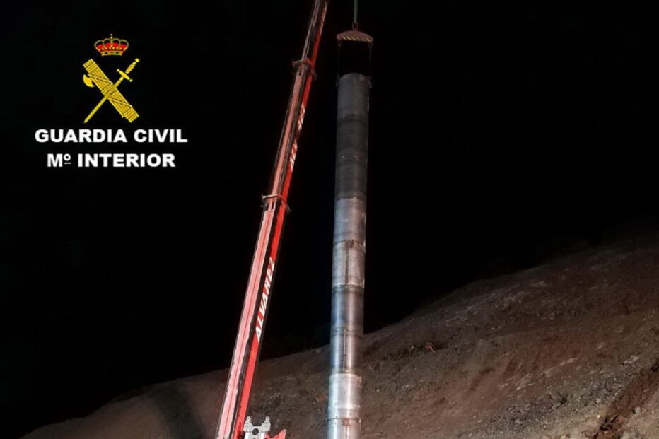 Equipas escavam túnel para tentar chegar o Julen, caído num poço de Málaga	