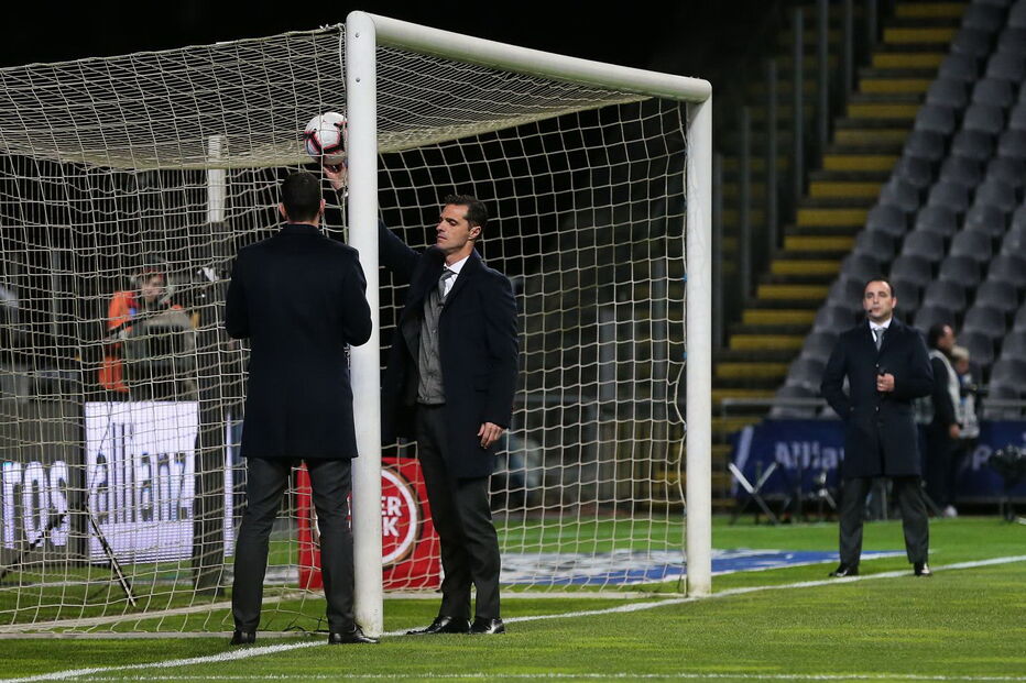 Benfica e FC Porto medem forças nas meias-finais da Taça da Liga