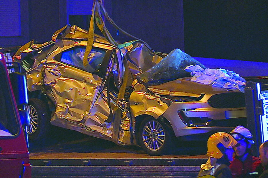 Carro no qual seguia Susana Cardoso ficou completamente esmagado 