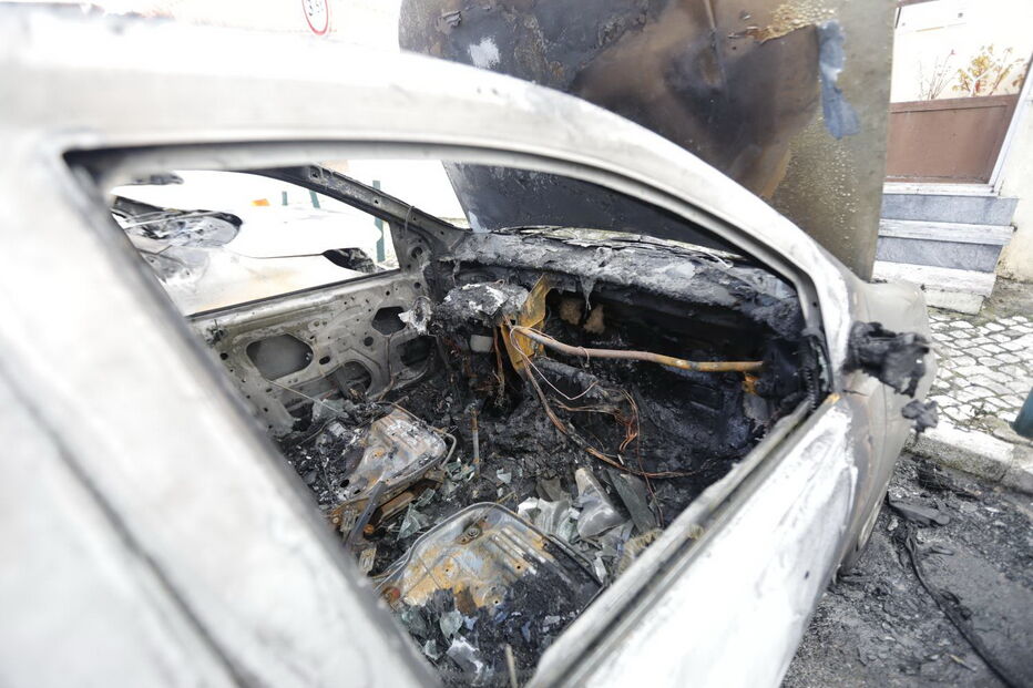 Cenário de destruição no Catujal, em Loures