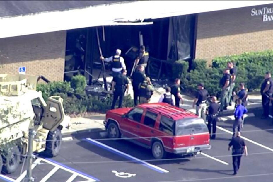 Tiroteio em banco faz vários feridos na Florida, EUA