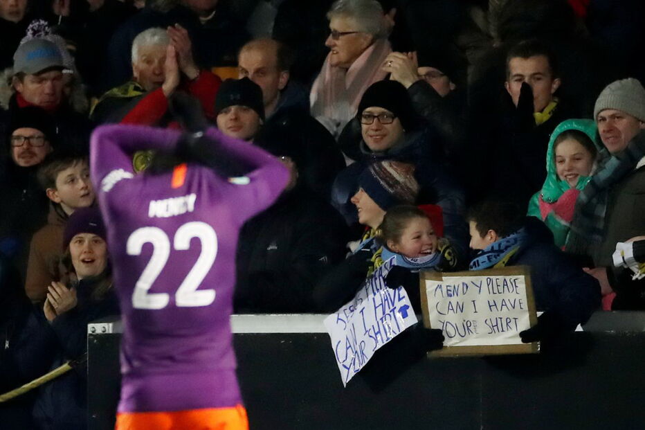 Manchester City bate Burton na Taça da Liga inglesa