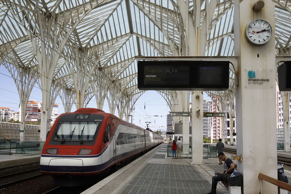 Estação de comboios da Gare do Oriente, em Lisboa