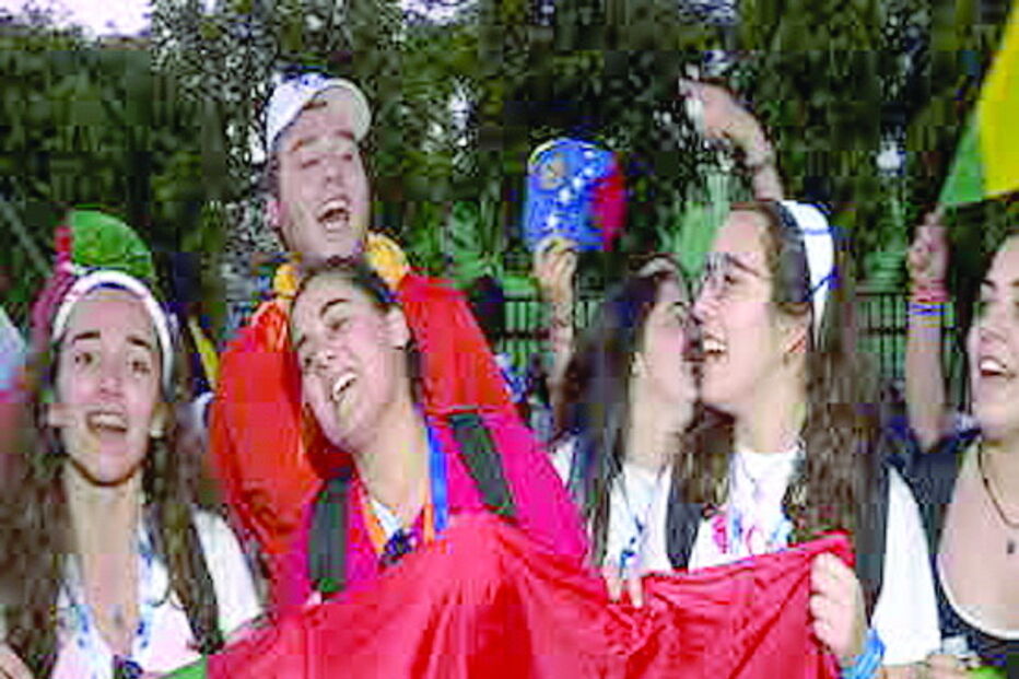 Participam 300 portugueses