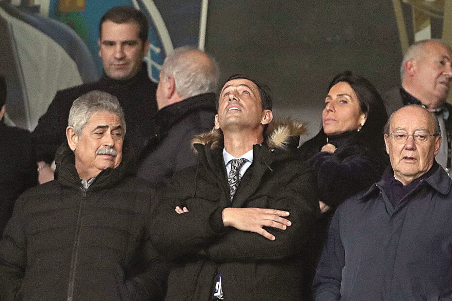 Pinto da Costa e Luís Filipe Vieira assistiram ao clássico da meia-final da Taça da Liga