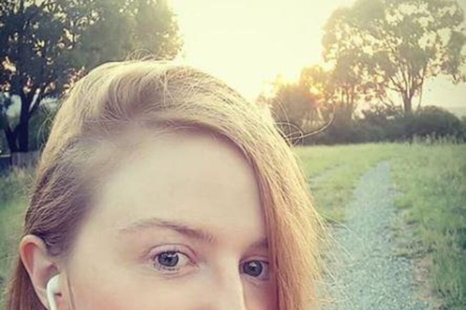 Advogada de 30 anos violada e espancada por muçulmano que conheceu na Internet