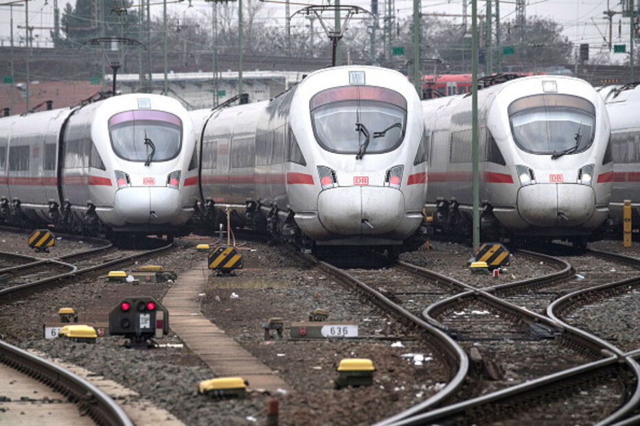 Ameaça de bomba na estação de comboios de Frankfurt obriga a evacuação