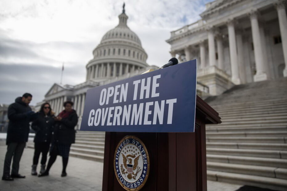 2019-01-17_20_12_27 shutdown eua.JPG