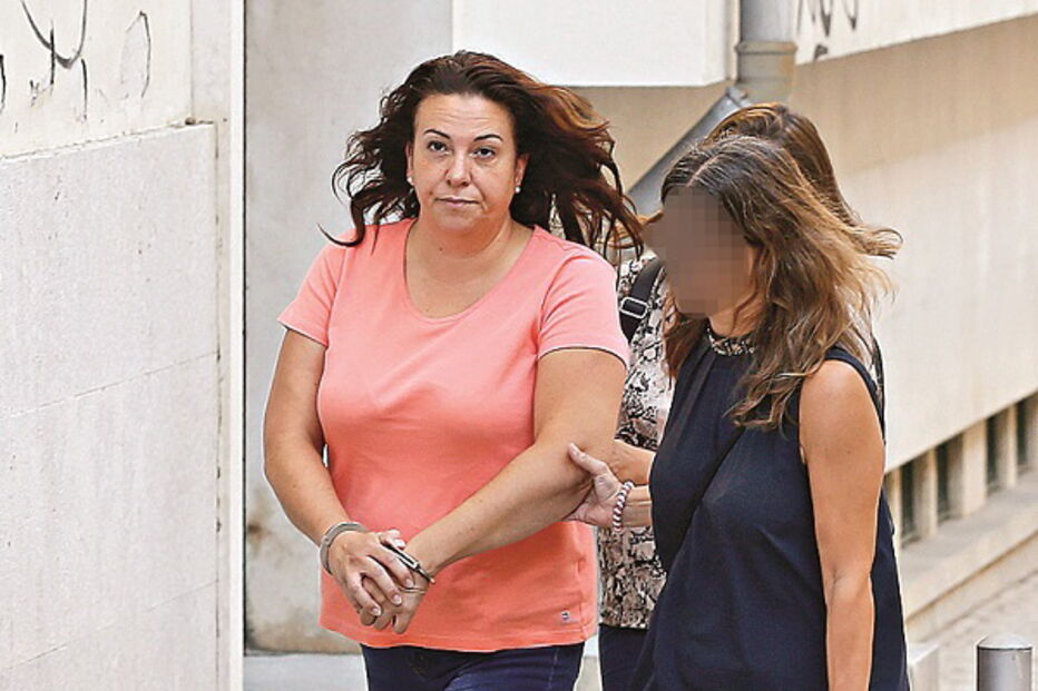 Rosa Grilo saiu da prisão e foi levada pela PJ à casa dela e à casa do amante