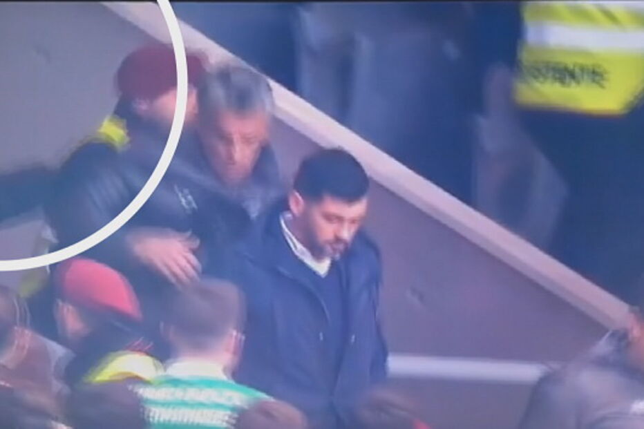 Diamantino Figueiredo, adjunto do FC Porto, ataca adepto na bancada