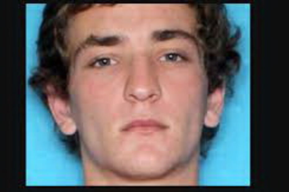 Dakota Theriot foi detido pela morte dos pais, da namorada, do sogro e do cunhado, nos EUA