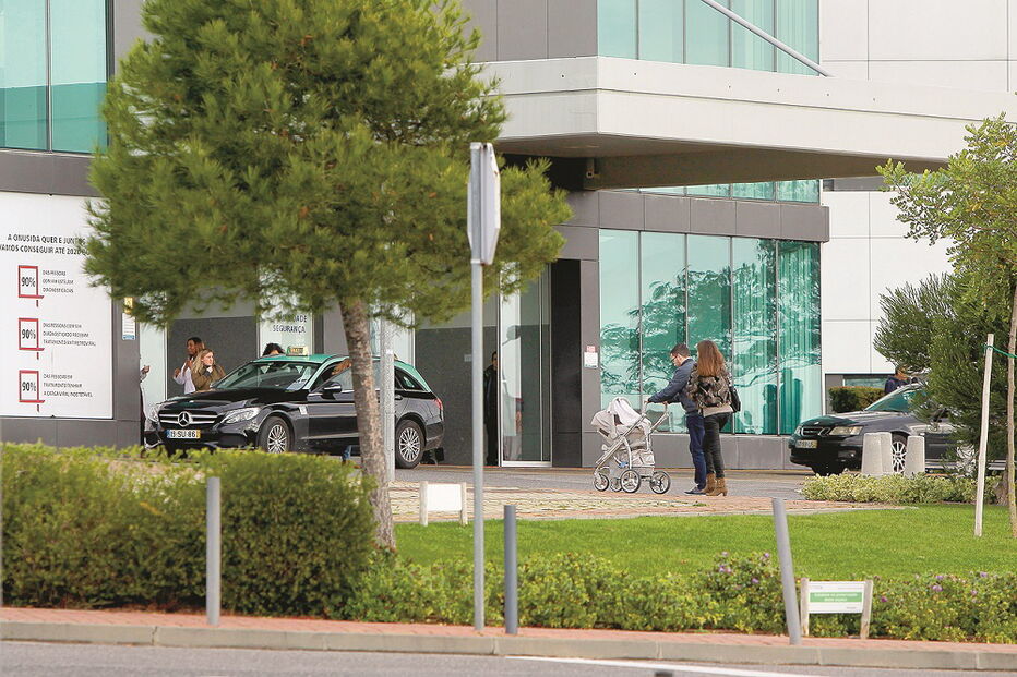 Hospital de Cascais não revela informações sobre processo clínico do doente com base na política de privacidade 