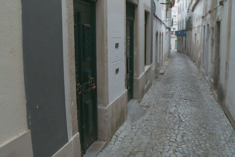 Mulher brasileira encontrada morta com sinais de violência em Santarém