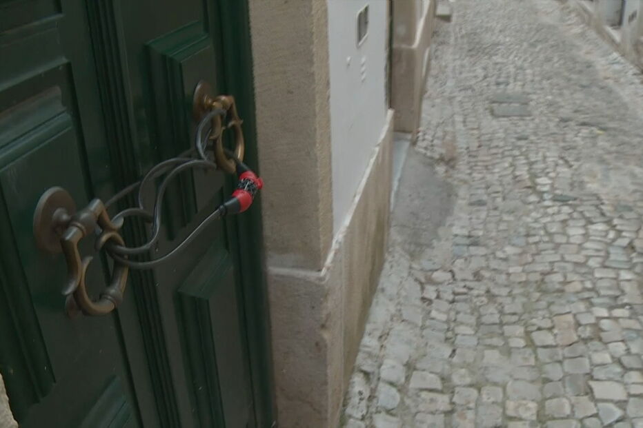 Mulher brasileira encontrada morta com sinais de violência em Santarém