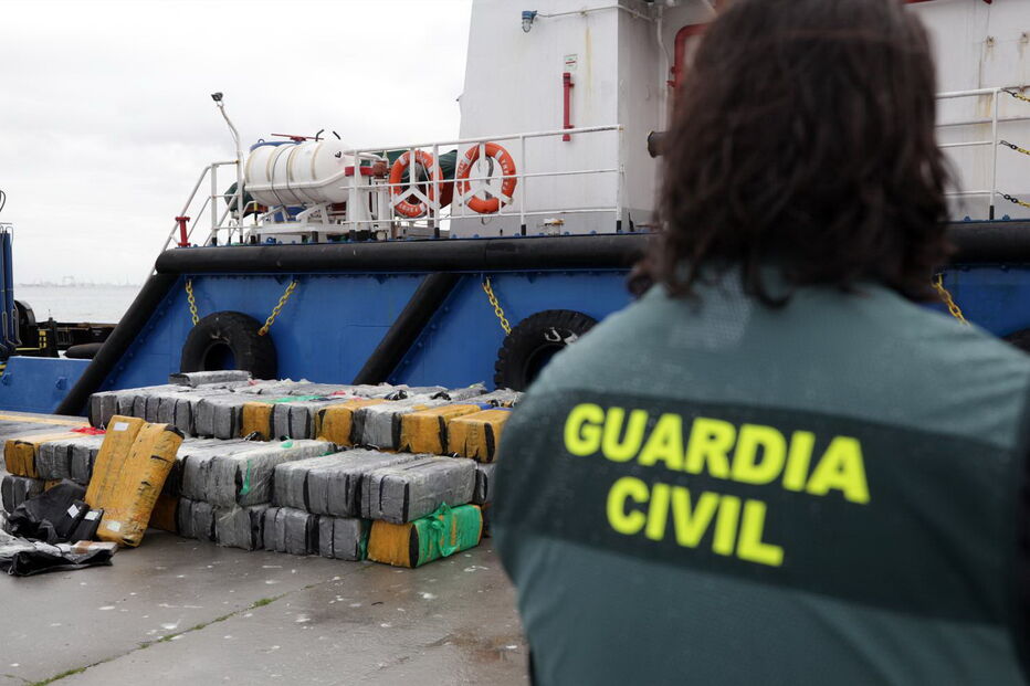 PJ apreende toneladas de cocaína em alto mar no valor de 125 milhões de euros