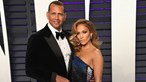Depois de pedido de sexo a três, Jennifer Lopez é apalpada pelo noivo em público 