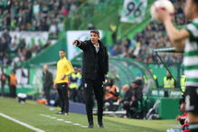 Bruno Lage no banco do Benfica em Alvalade