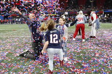 Patriots batem Rams e somam sexta vitória no Super Bowl