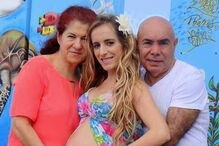 Helena Cabrita com o marido e a filha, Sandra