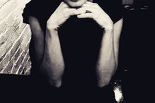 Famosa modelo vive sem-abrigo nas ruas de Barcelona