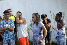 Incêndio em centro de treinos de Flamengo mata seis jogadores e quatro funcionários