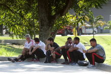 Incêndio em centro de treinos de Flamengo mata seis jogadores e quatro funcionários