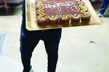 Presos dão festa em direto no Facebook