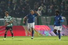 Stivan celebra golo do Feirense ao Sporting