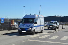 Ambulância transportou o ferido grave