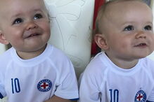 O gémeos, Nial e Luke