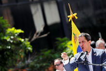 Marcha contra o governo de Nicolás Maduro marcada por alegria e esperança  