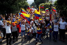 Marcha contra o governo de Nicolás Maduro marcada por alegria e esperança  