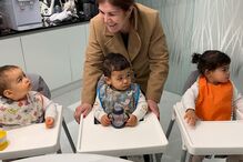 Dolores Aveiro com os netos