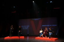 Júlia Pinheiro vai fazer ‘Monólogos da Vagina’