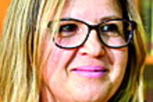 Nélia Gouveia, mãe de aluno da Escola do Porto da Cruz, em Machico