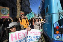 Alunos faltam às aulas para manifestação contra alterações climáticas